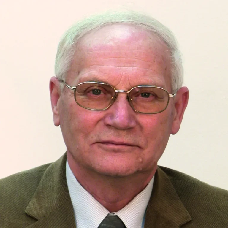 Смелков